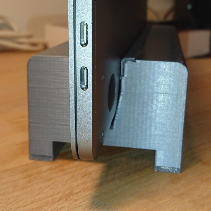 MacBook Pro 13inch stand image