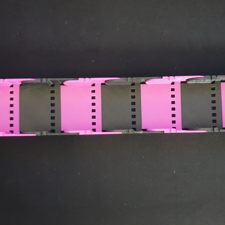 3D Printable Cable Chain / Drag Chain by Brodie Fairhall 3D Printable Cable Chain / Drag Chain by Brodie Fairhall