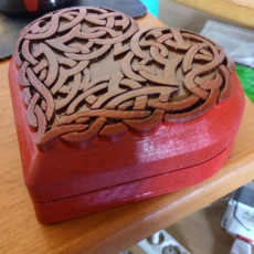 Picture of print of Celtic Heart Pattern Box