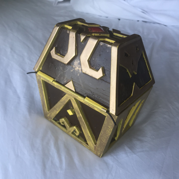 3D Printable Sea of Thieves Captain's Chest by Jake Kleiner