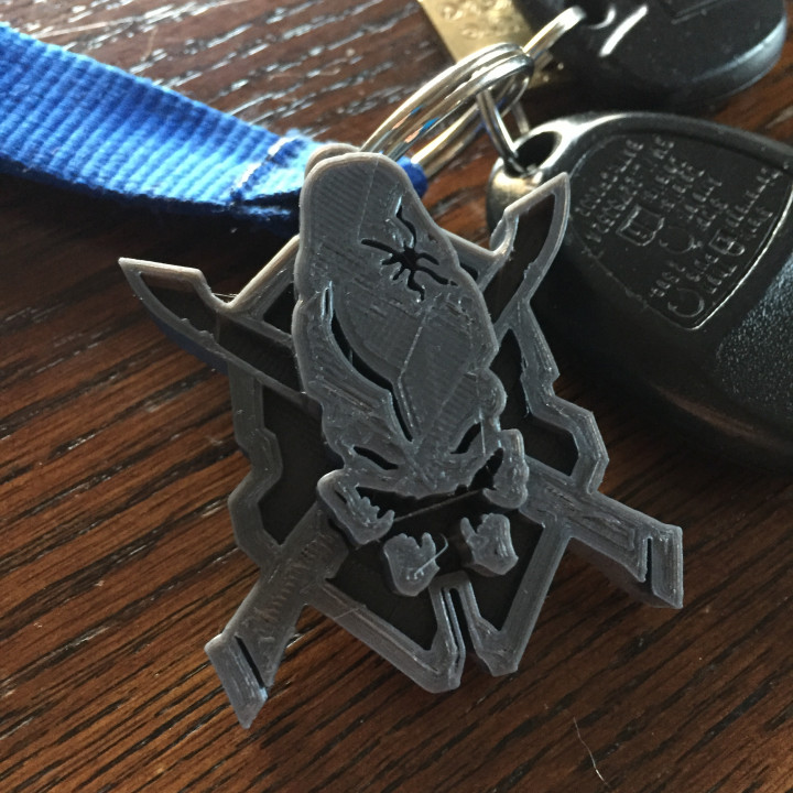 xbox HALO 激レア アイテム ペーパークラフト フィギュア キーホルダー 3D Printable halo legendary keychain by Chase Alexander Mullins