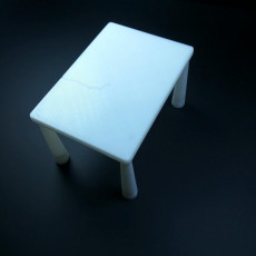 Picture of print of Basic Table with hollow legs