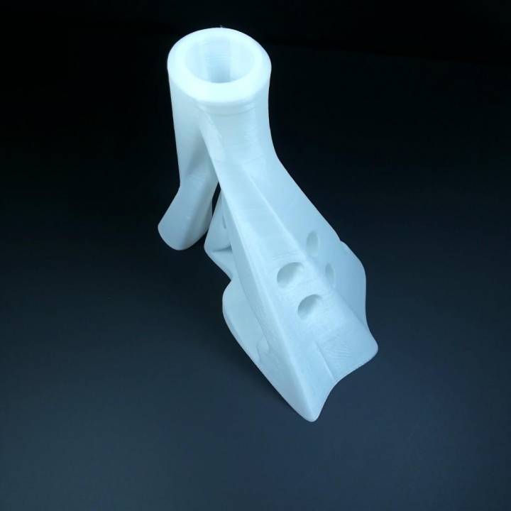 3D Printable Pen Holder by Vojtěch Pošík 3D Printable Pen Holder by Vojtěch Pošík