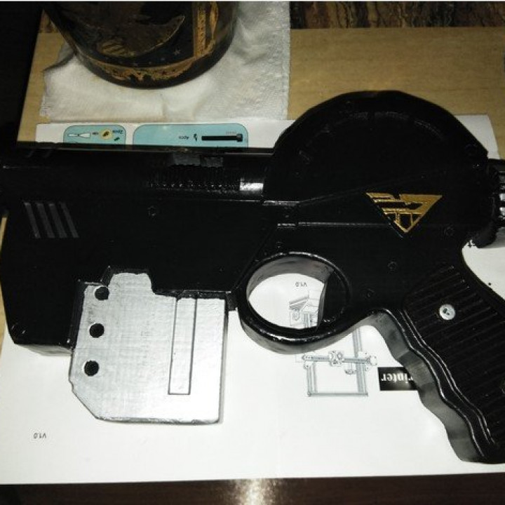 Judge Dredd Lawgiver pistol image