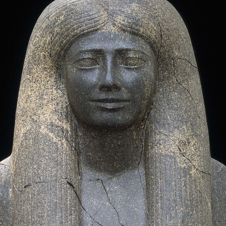 Statue of Lady Sennuwy image
