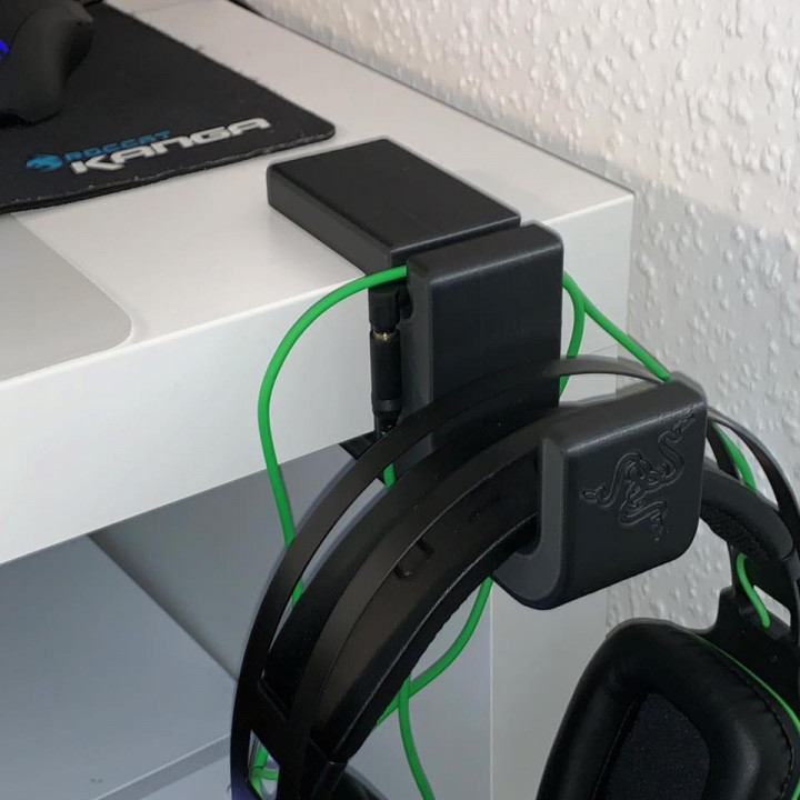 Headset Clamp for IKEA Malm Desk image