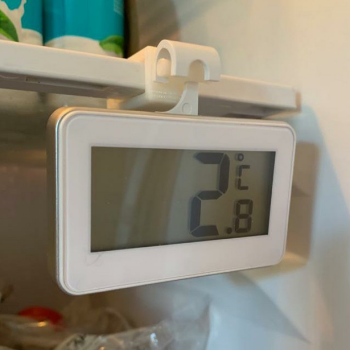 Fridge Thermometer Shelf Clip image