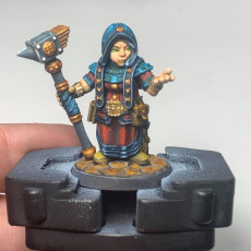 Picture of print of Dwarf woman rune mage