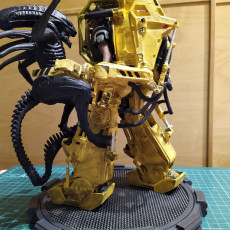 Picture of print of DIY Alien vs. Power Loader fight with LED lights This print has been uploaded by Rocco