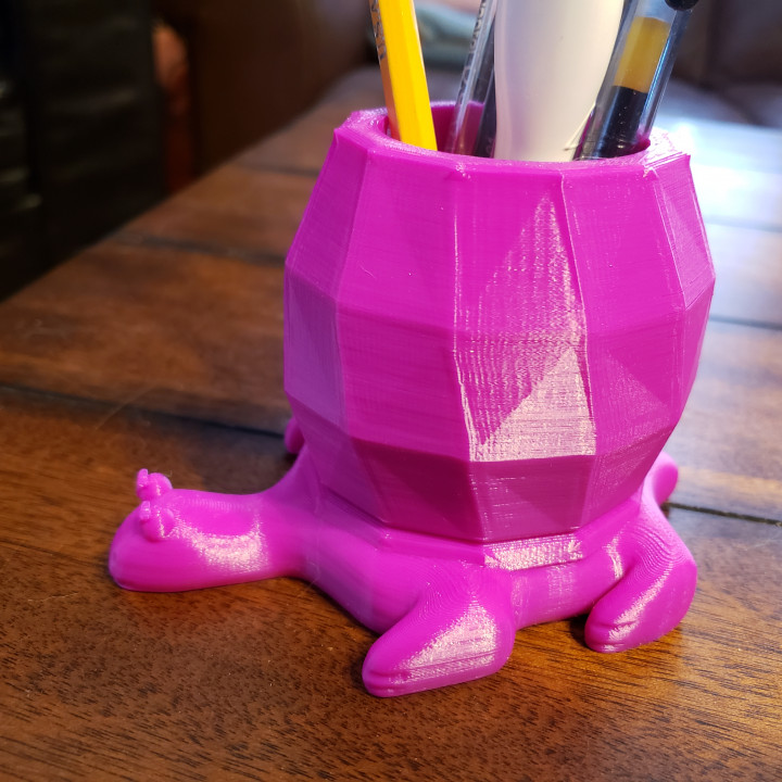 3D Printable Lazy Turtle Pencil Holder by Robin Lamb