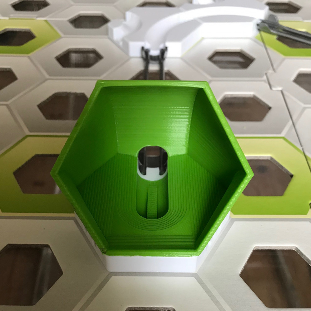 3D Printable Gravitrax compatible ball catcher by Marcel