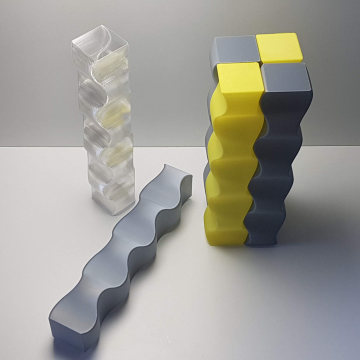Wavy Vase