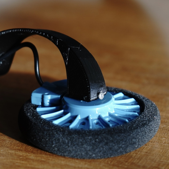 Oculus Rift S – Springy Headphone Mount – Koss PortaPro image