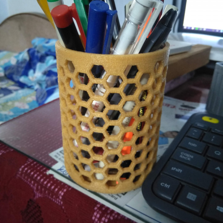 Pen and Pencil Stand/Organiser image