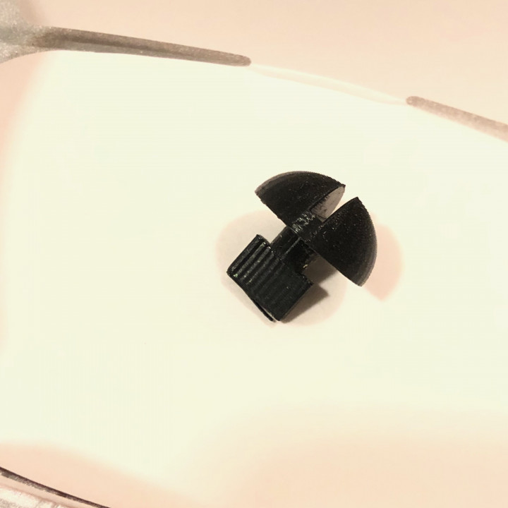 3D Printable Whirlpool Dishwasher Kick Plate Trim Retainer improved
