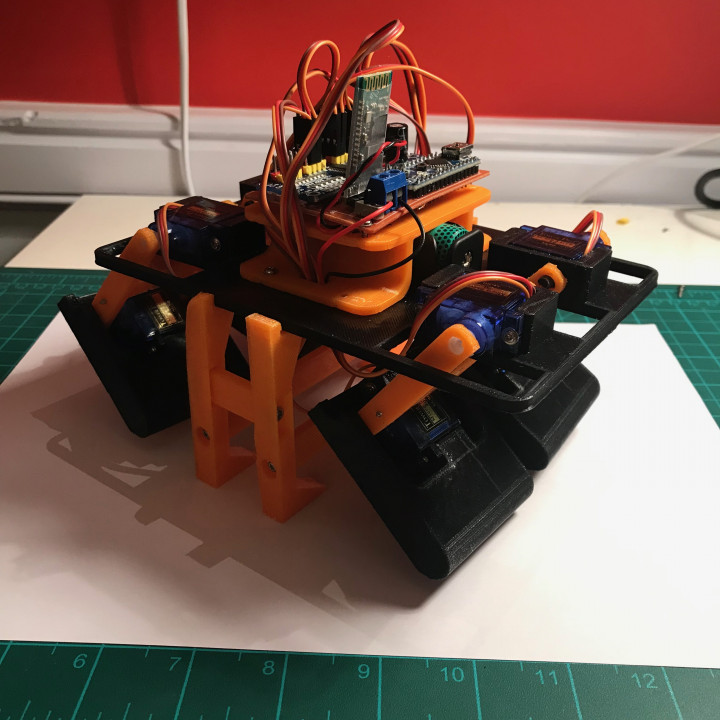 3D Printable Quadruped version 2 // Arduino by Harris Mier