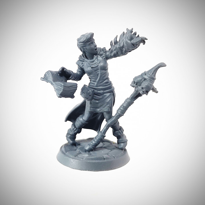 Apprentice Mage 32mm (Pre-supported) image