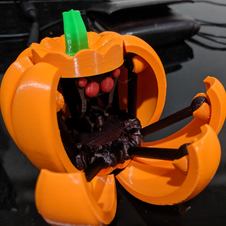 Halloween Pumpkin Spider Transformer Multimaterial image