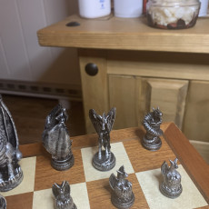 Picture of print of Dragon Chess! Alien Beauty Dragon (The Queen)