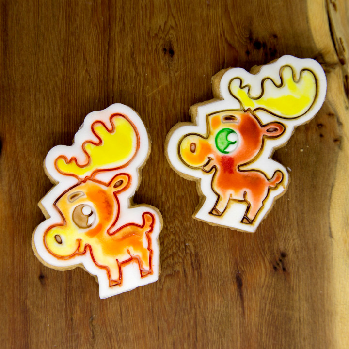 Deer, Moose & Hedgehog trio Winter Cookie Cutters with fondant press image
