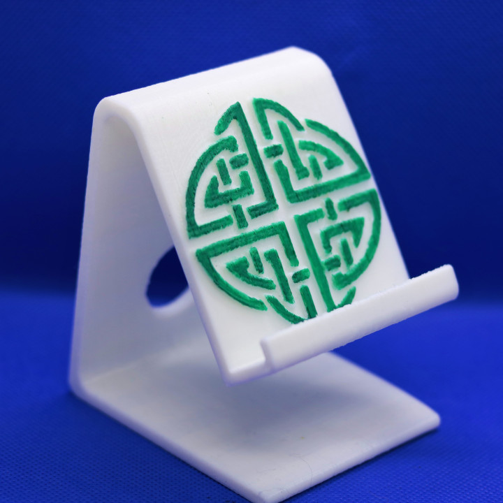 Celtic circle knot phone stand image