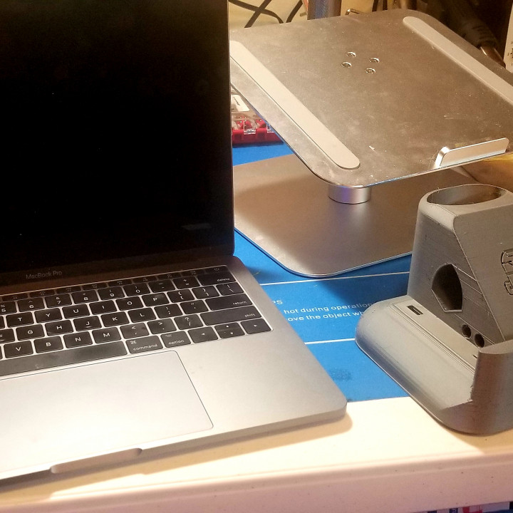 Macbook and Laptop Multifuntion Base/Stand - No supports! Mouse & USB device storage! image
