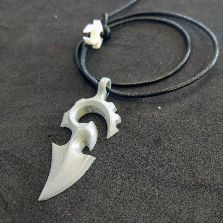 Arrow necklace image