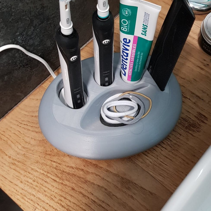 Tooth brush Accessories image