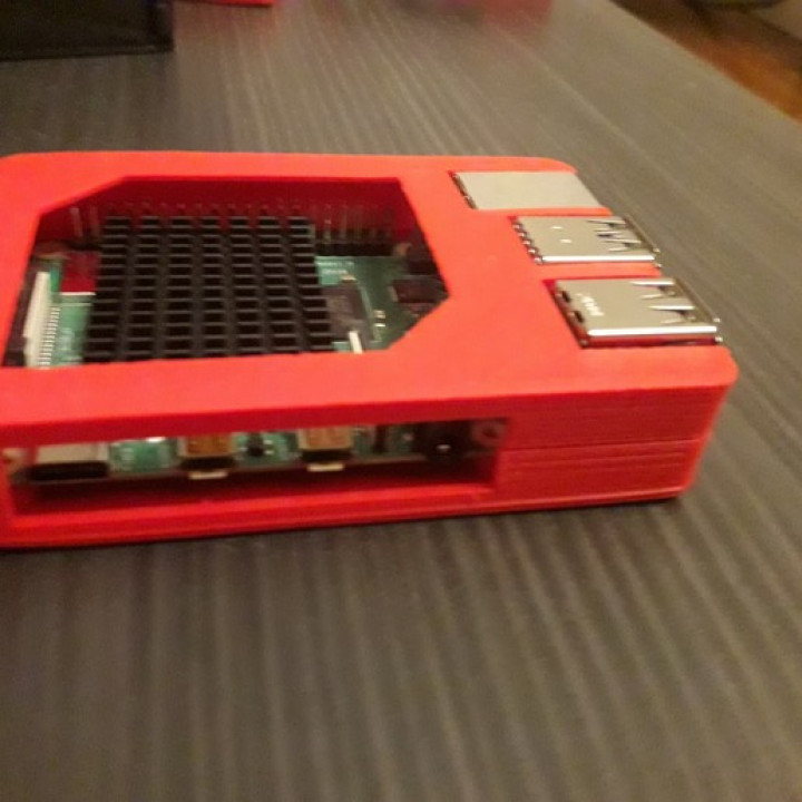 3D Printable CNC WOOD CASE FOR RASPBERRY PI 4 by Brennus le Sennon