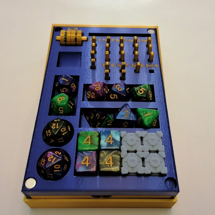 Dice Container w/ spelltracker & HP-Counter image