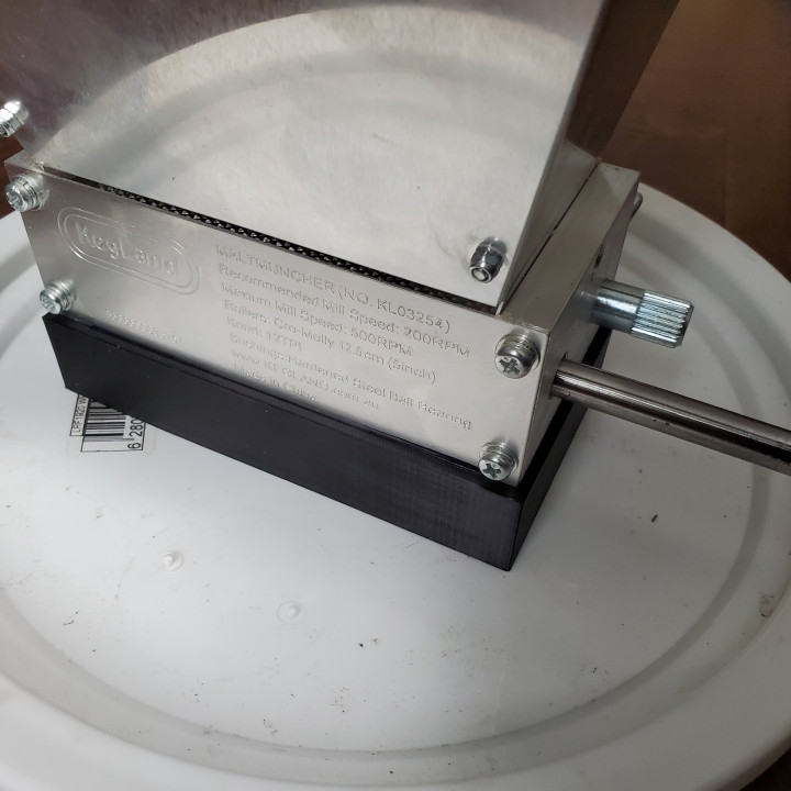 Malt Muncher Adapter Plate image