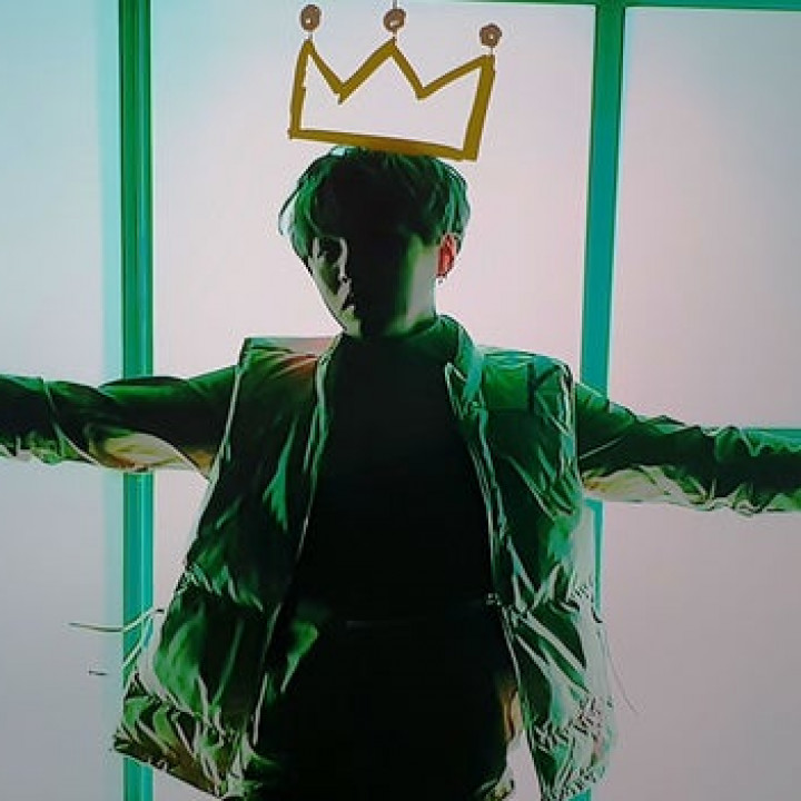 BTS-shadow suga crown image