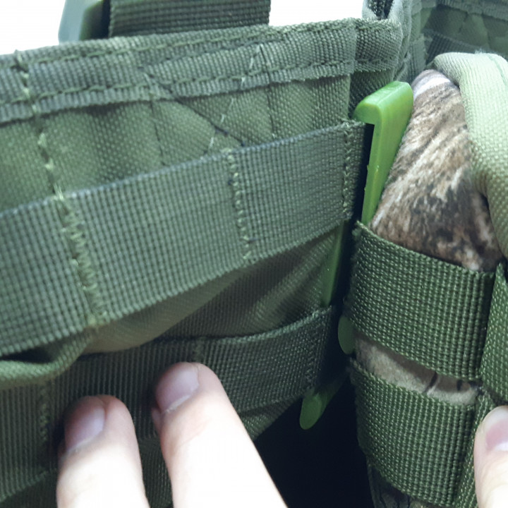 MOLLE Male to Male Clip Adapter image