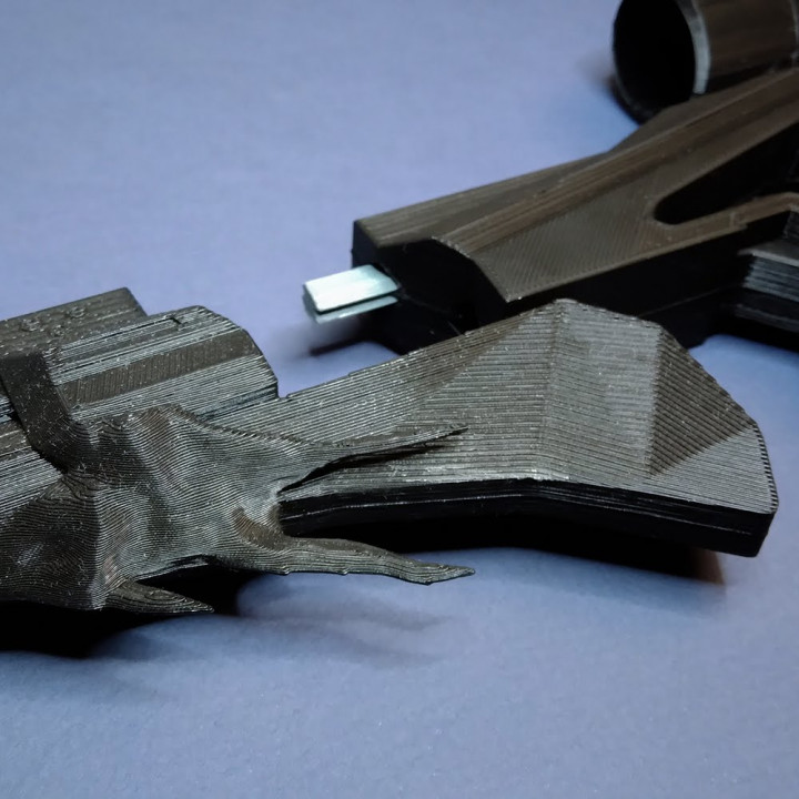 3D Printable DestinyWhisper of the Worm by PLASTIKON 3D Design