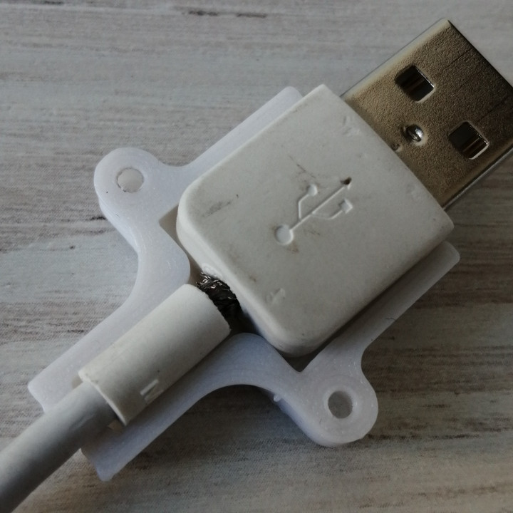 USB cable fixer image