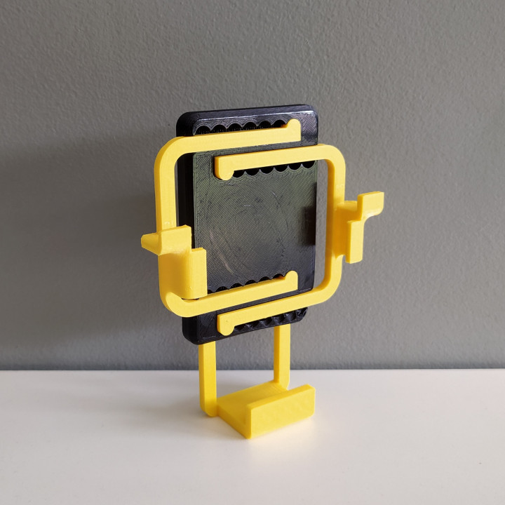 Adjustable tripod for smartphone image