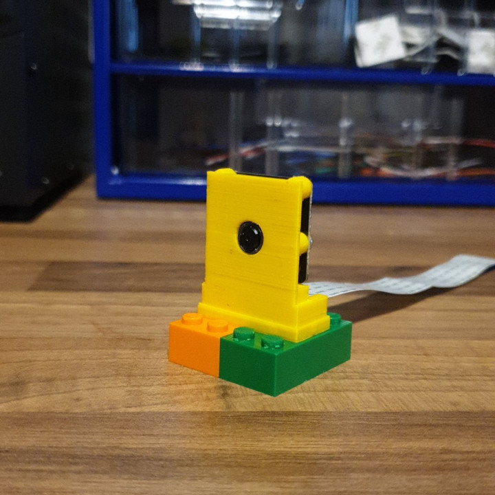 NB2 - LEGO® brick compatible Raspberry-Pi camera case image