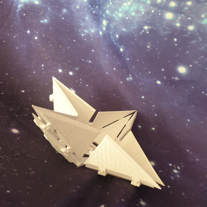 Origami Folding Lamp Shade image