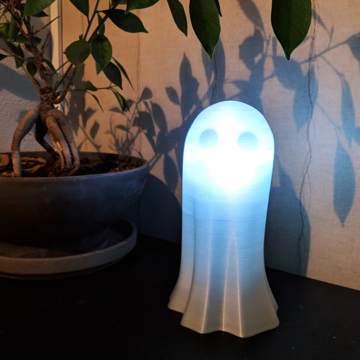 Pavel the Ghost Lamp image