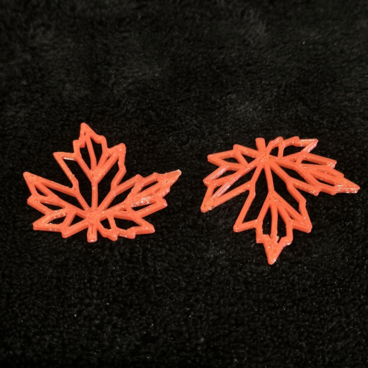 Low poly maple leaf image